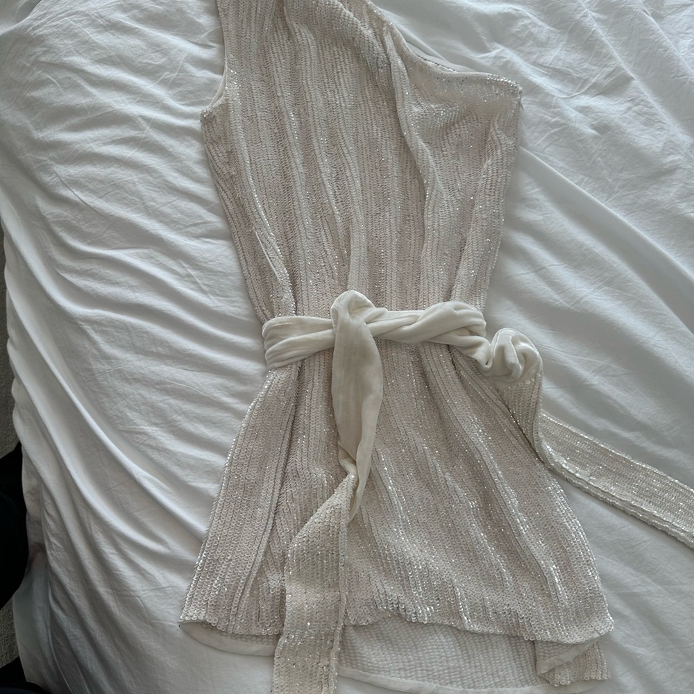 Retrofete Ella Dress size XS. Worn ONCE and dry cleaned. - Picture 3 of 9